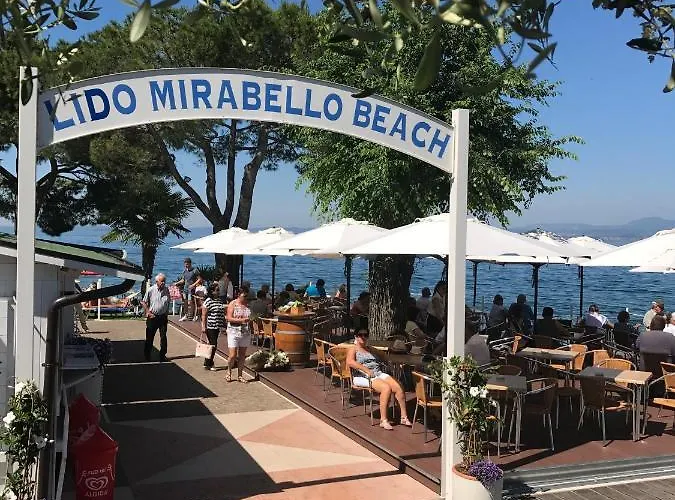 Szálloda B Bardolino