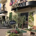 Hotell B Bardolino