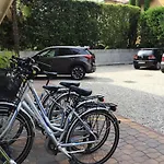 B 酒店 2*