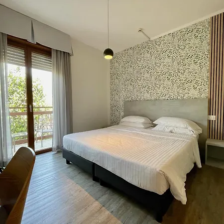 Hotel B Bardolino
